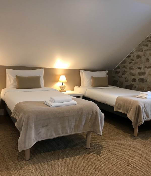 Chambre 1 avec lits séparés - Gîtes Vassivière Le Fer A Cheval