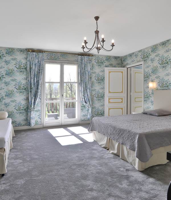 Gîte Junior Suite Gentilhommière avec Chambre 25 PMR - balcon vue parc