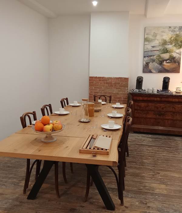 Le Mas Palegry chambres d'hôtes salle à manger 02