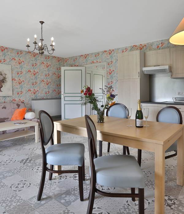 Gîte Junior Suite Gentilhommière 31-32 de 2 à 6 personnes - Cuisine séjour possibilité 2 couchages clic-clac