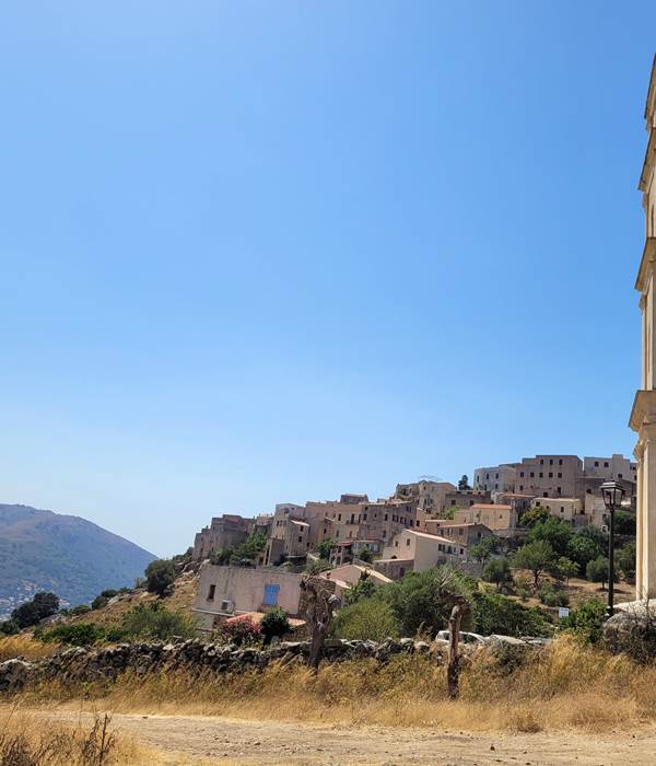 Sur une route de haute Balagne, Corse