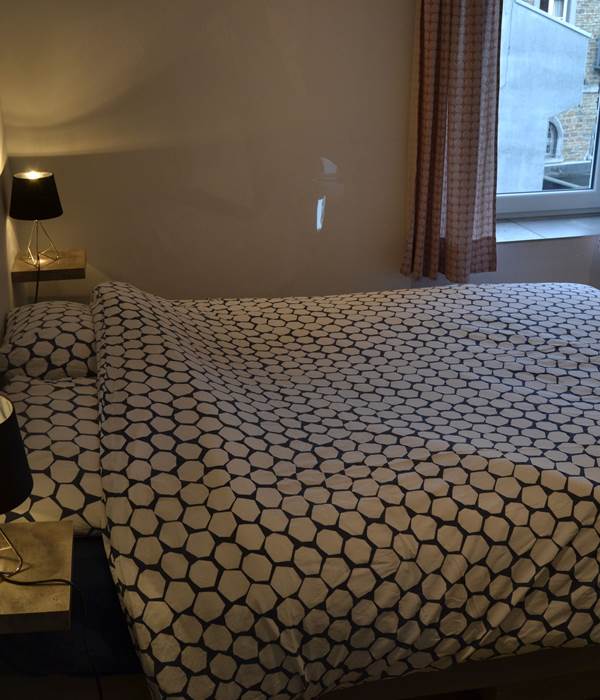 chambre 1er arrière
