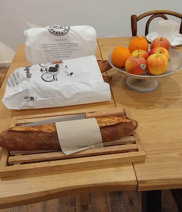Le Mas Palegry chambres d'hôtes petit déjeuner Boulangerie Pensuet