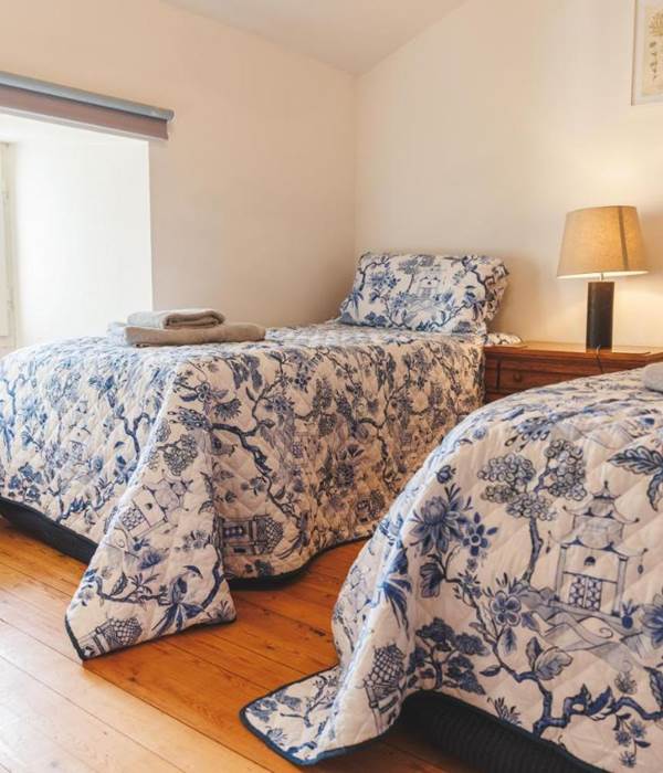 Chambre 1 avec 2 lits simple