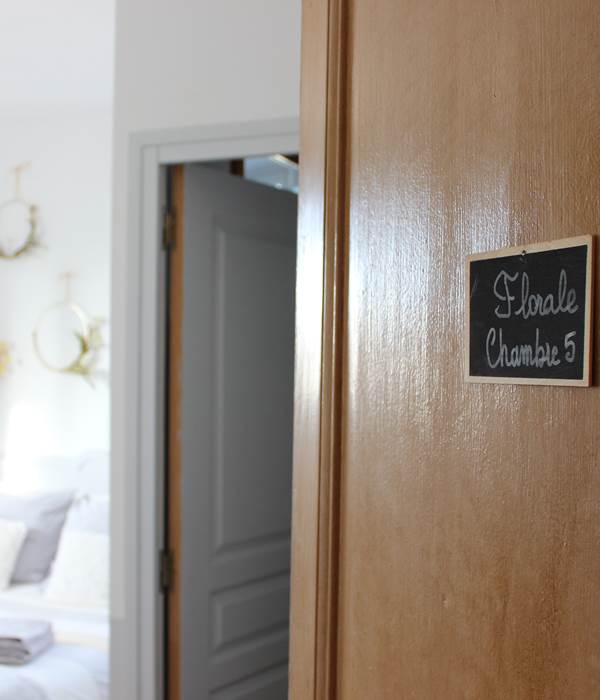 B&B La Poterne - Chambre d'hôtes Florale à Epernay