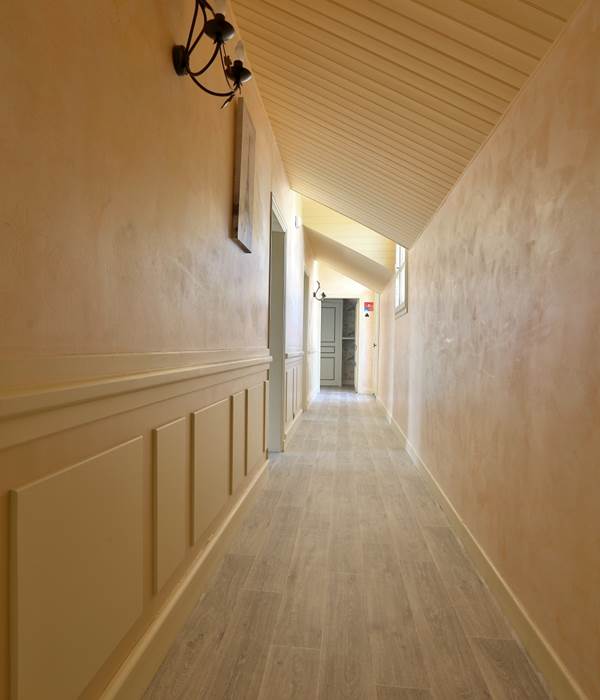 Couloir second niveau annexe 37 - 42