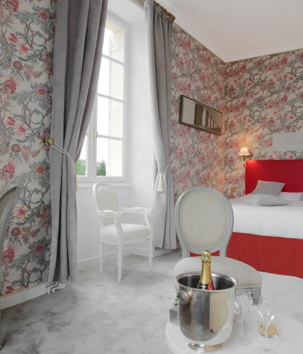 Chambre Pivoine 3 château pour couple ou avec enfants
