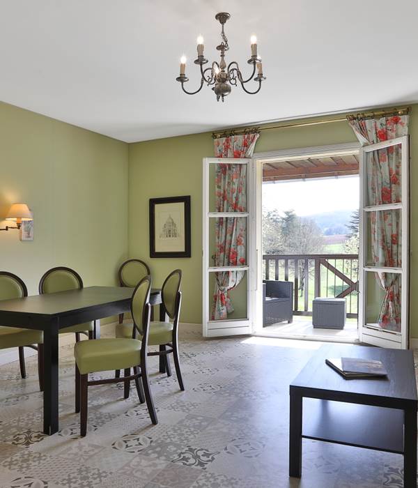 Gîte Junior Suite Gentilhommière 35-36 avec balcon au 1er étage - 2 à 6 personnes