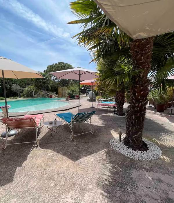 Piscine extérieure