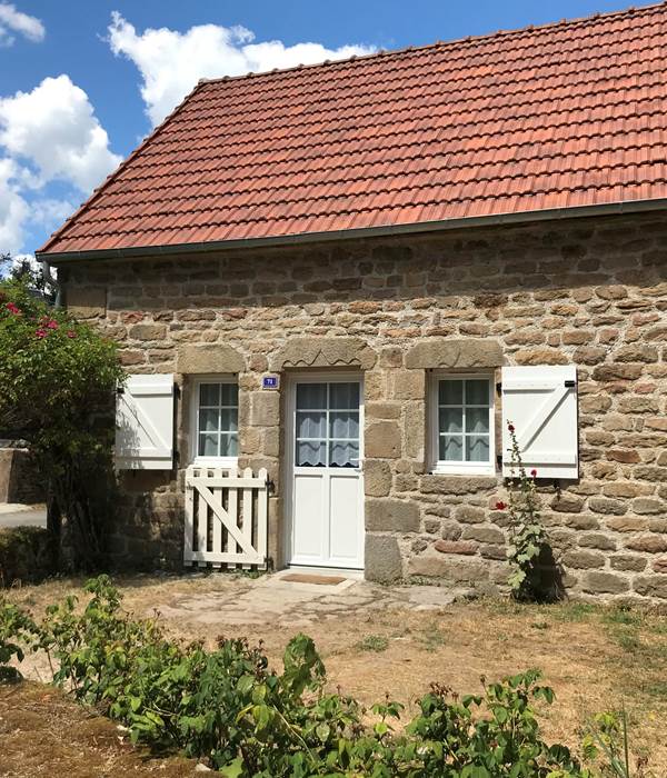 Entrée gîte 4 places - Gîtes Vassivière Le Fer à Cheval