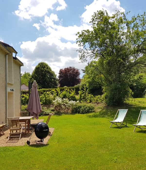 Jardin privatif de 700m² tout équipé - zone chill 3 sur 4