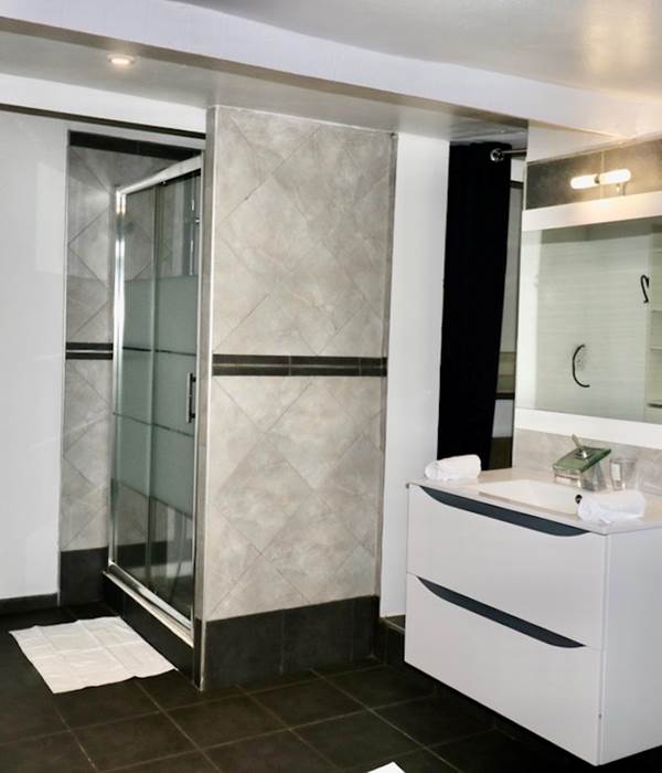 Gites Terra di a Bravona - Appartement Henri Salle de Bain