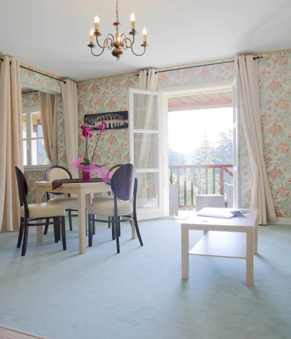 Gîte 33 cuisine séjour chambre