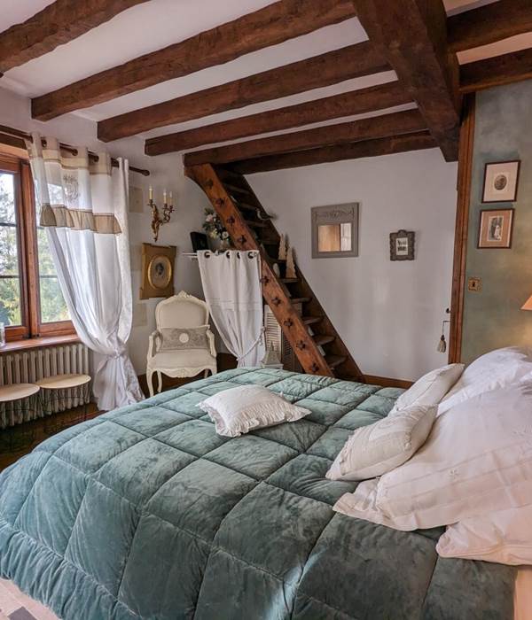 Moulin-Rouhaud-Chambre-la-Tour-décoration