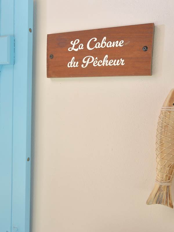 villa-les-salines-cabane-pêcheur-location-appartement-maison-vacances-grau-du-roi-jardin-proche-plage-grande-capacité-couchages-gallery-offer