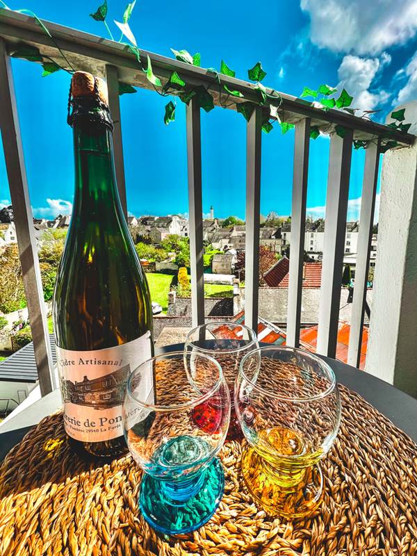 Balcon le matin-gallery-offer
