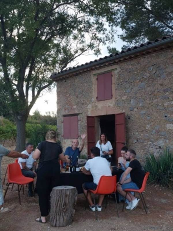 Dégustation de vin et tapas au Mas Farchat-gallery-offer