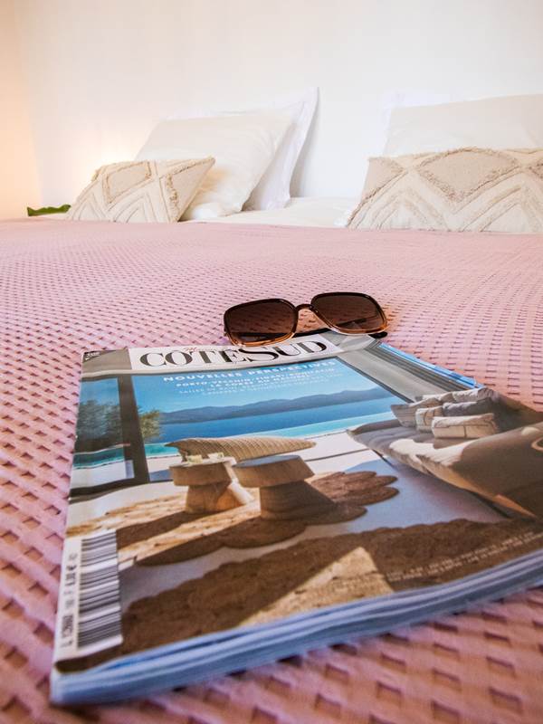 gites corbieres la boheme montseret- chambre-gallery-offer