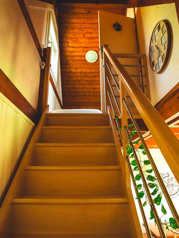 Accès étage-gallery-offer