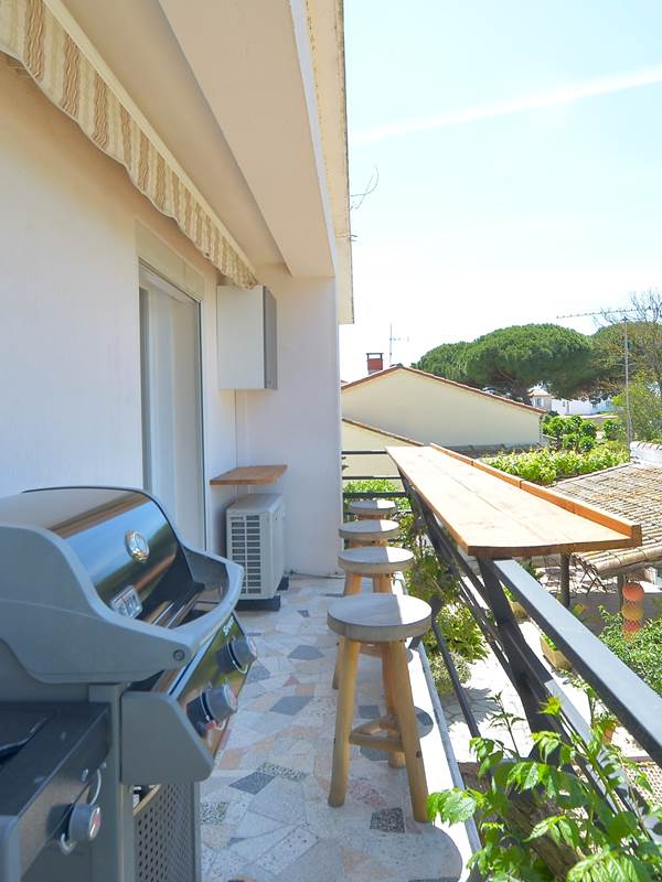 villa-les-salines-fleur-de-sel-location-appartement-maison-vacances-grau-du-roi-jardin-proche-plage-gallery-offer