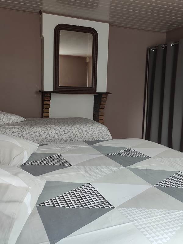 Gite en RDC (chambre triple)-gallery-offer