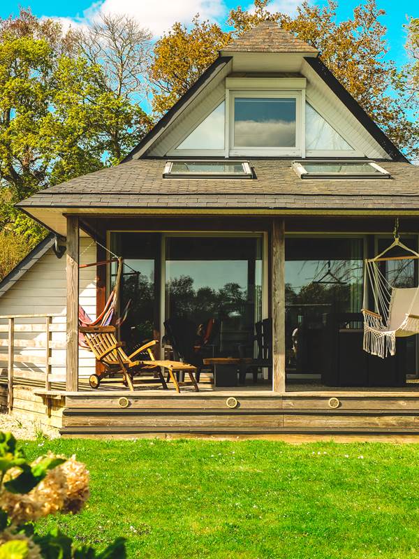 Côté Sud : Terrasse couverte et jardin clôturé-gallery-offer