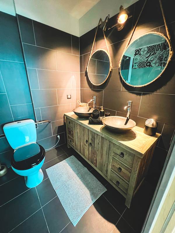Cabine I : Salle de bain-gallery-offer