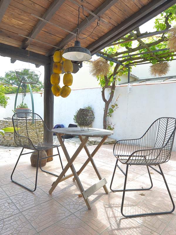 villa-les-salines-cabane-pêcheur-location-appartement-maison-vacances-grau-du-roi-jardin-proche-plage-grande-capacité-couchages-gallery-offer