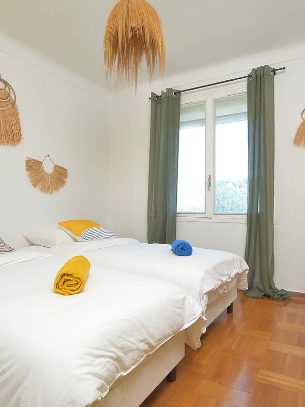 villa-les-salines-fleur-de-sel-location-appartement-maison-vacances-grau-du-roi-jardin-proche-plage-gallery-offer