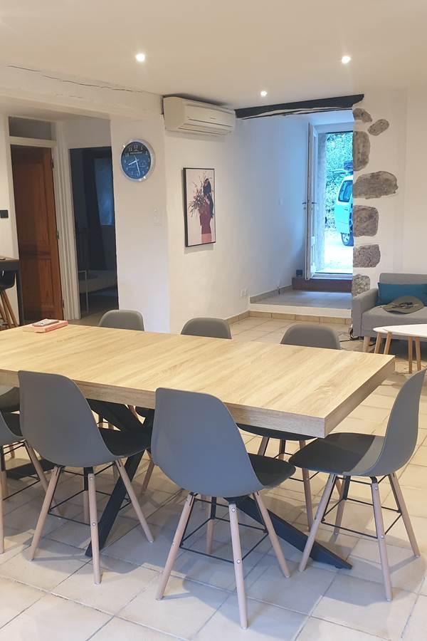 Salle gîte four à pain