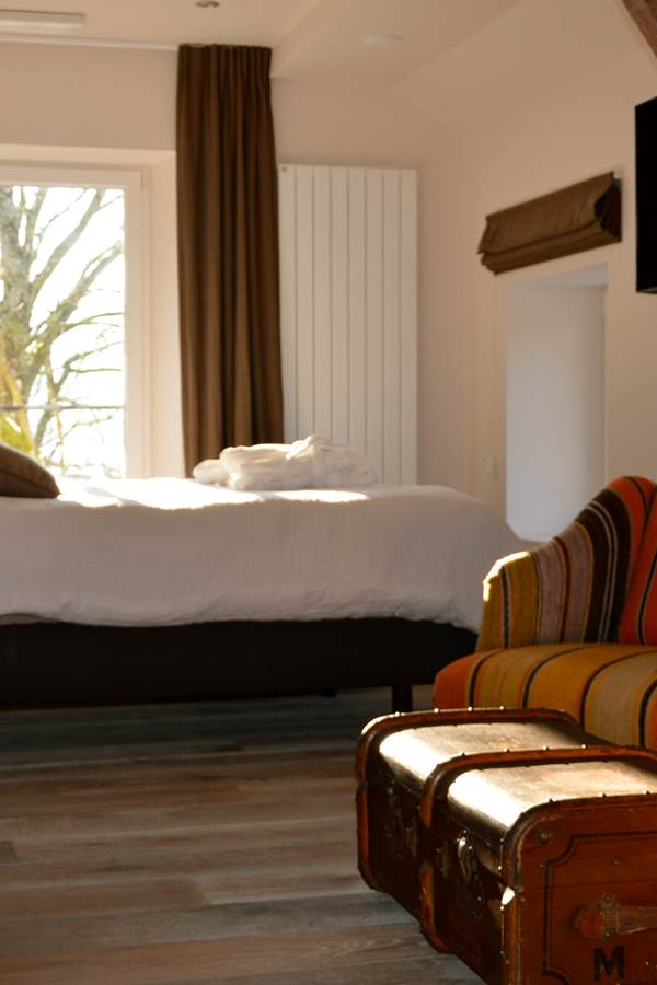 Les-Tilleuls-Bed-Breakfast-a-Vielsalm-Chambre-Queen-Mary(1)