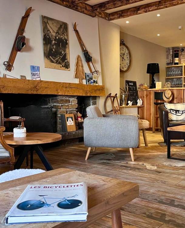 Hotel Bagnères de Luchon St Mamet Pyrénées La Rencluse