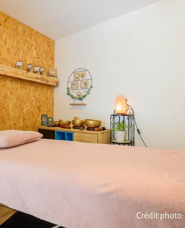 Massages et soins énergétiques en option Crédit photo : Thibaut Schenkel