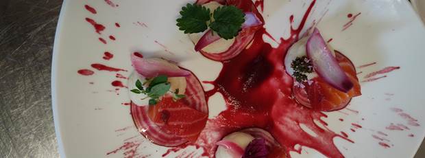 gralax de saumon a la betterave rouge