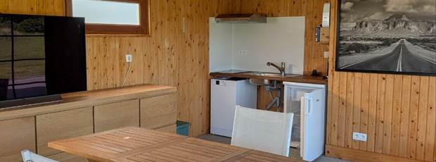 Poolhouse avec cuisine équpée