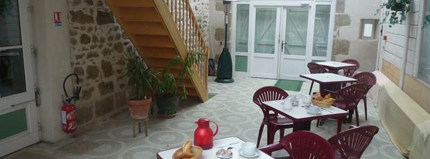Petit déjeuner dans le patio