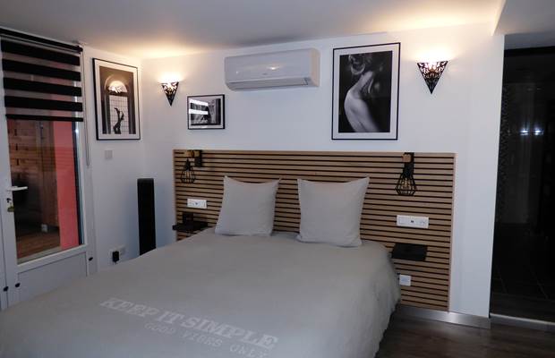 Lit Queen-Size Chambre Emmanuelle