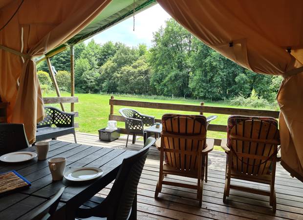 SF3 uitzicht vanuit tent
