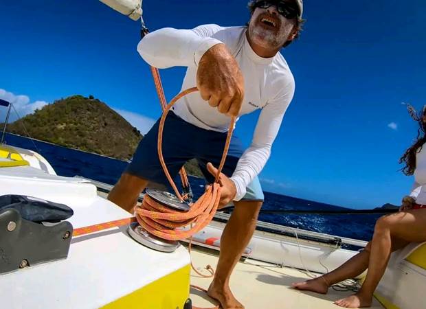 balade-catamaran-demi-journee-les-saintes