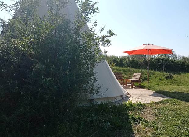 On arrive au tipi