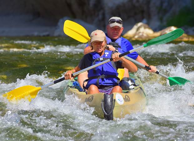 canoe-kayak-ardèche-vallon-pont-arc-descente-alain-bateaux