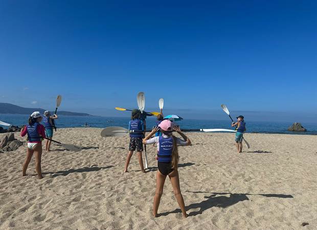 centre aere olmeto topo pagaie sur la plage