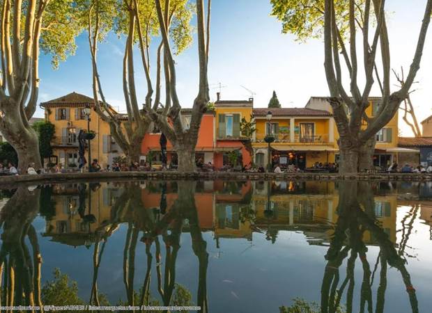 Vue-sur-plan-d'eau