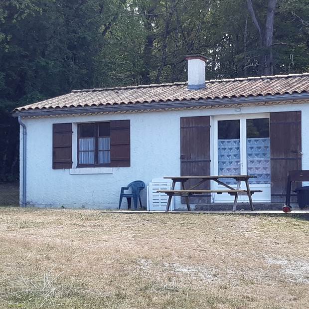 Pavillon 14 extérieur