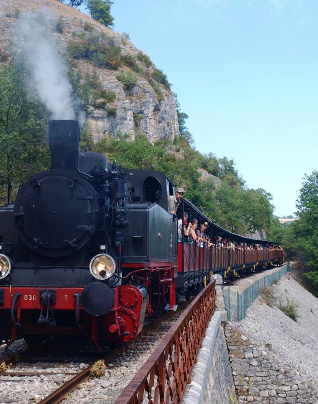 46-CFTHQ - Train de Martel sur perré-CFTHQ-img-around