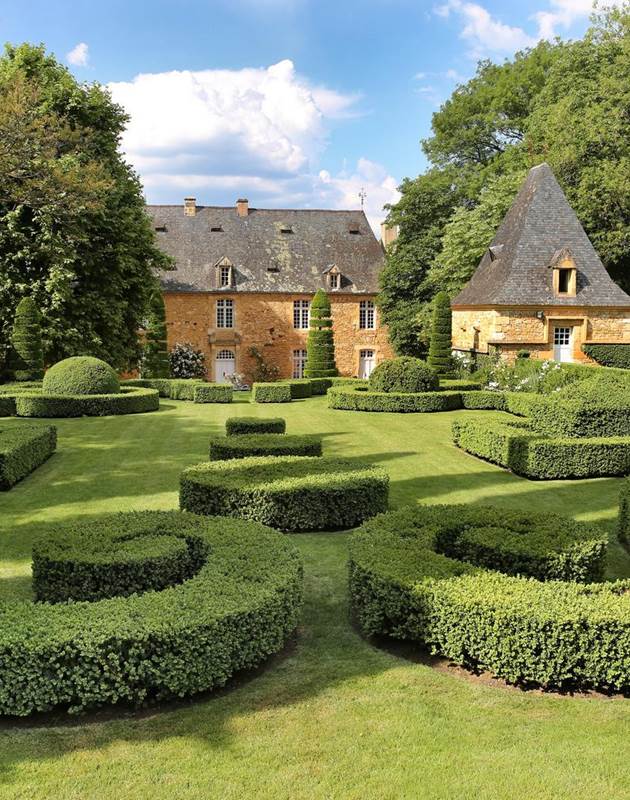 eyrignac_manoir_parterre_©jerome_morel-img-around