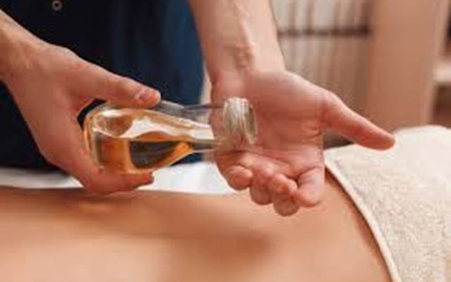 massage huile forestiere monclar chambre hote