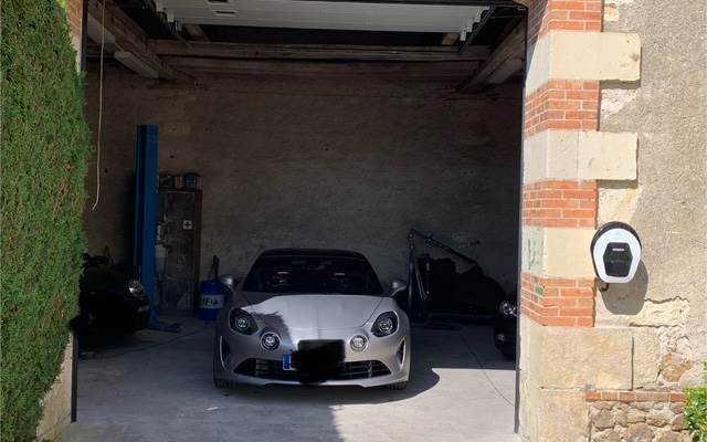 Garage fermé & sécurisé avec alarme