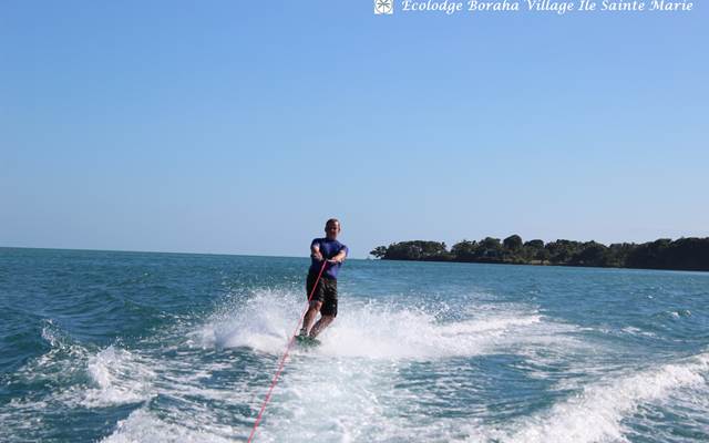 Wake Board Boraha Village Ile Ste Marie Madagascar 01
