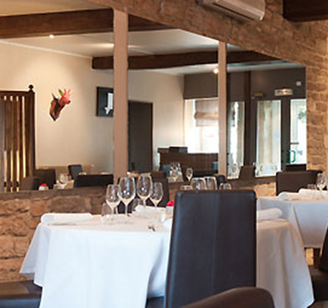 3074-Salle-de-restaurant